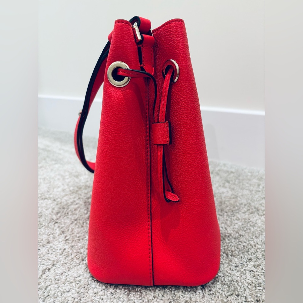 Kate Spade Red Two-Way Bucket Bag and Wallet Set - Picture 4 of 11